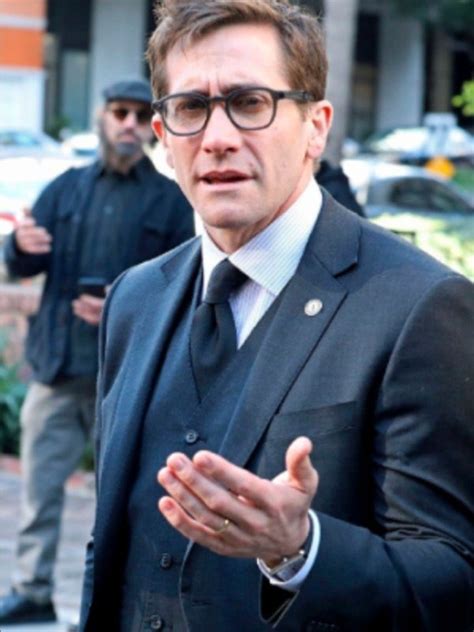 jake gyllenhaal glasses presumed innocent